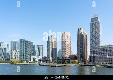 Long Island City Piers Banque D'Images