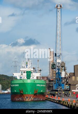 La ville de Cork, Irlande - Août 29th, 2012 : Vénus Arklow cargo général de déchargement dans le port de Cork, Irlande Banque D'Images