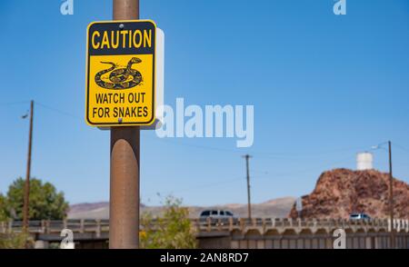 Attention, attention aux serpents sign in Barstow, Californie Banque D'Images