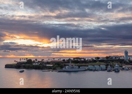 Fort de France, Martinique, Antilles françaises - Coucher de soleil sur le fort Saint-Louis Banque D'Images