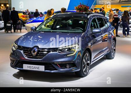 Bruxelles - JAN 9, 2020 : Nouvelle Renault Mégane voiture modèle présenté à l'Autosalon 2020 Bruxelles Salon de l'automobile. Banque D'Images