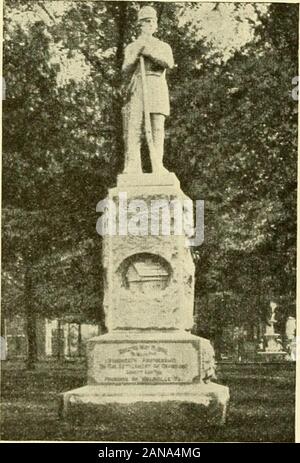 Généalogie et l'histoire personnelle de l'ouest de la Pennsylvanie ; . e a reçu les encouragements et l'aide de l'ofautiiorities ^s permanent plus les généalogistes, les historiens et les litterateurs.dans la production de ce travail, aucun effort n'a été épargné pour absolutetruth-que la qualité sur laquelle itsvalue dans chaque fonction dépend. Genealogicaland Thematerial comprenant les dossiers personnels de l'activeliving, ainsi que des morts honorés, a été recueillie par les hommes et womenexperienced dans ce travail et ac-quainted avec l'histoire locale et une cestral-familles. Appealedto ont ces gardiens de la fam Banque D'Images