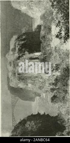 Journal d'une tournée en Afrique du Sud . La GORGE DE LE ZAMBÈZE ET PONT UN^^^WV. Le bain à remous en aval du pont, DE PALM KLOOF ^&gt;AAO V.vK^ UO. AOOSvWWR^W:iWY Banque D'Images