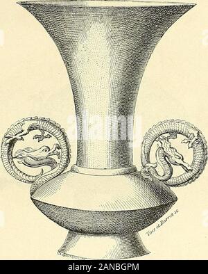 Gazette des beaux-arts multiples, fils d'eset . feuillage découpe, ses fleurs et ses fruits, détachés ; enappendices suigit puis vers le bas dragon contourné l'ONU dont le corpset la tête, dissimulant un appareil vulgaire, donnent au problème liquide;au-dessus, l'uir autre dragon plus petit fait saillir ses griffes puissantestenant une perle de cristal de roche, symbole de la dignité-impé riale. Car, rappelons-le, à côté de leur valeur artistique, ces vases ont leurlangage nobiliaire : lempereur seul appartiennent ceux ornés du dragon LES BRONZES JAPONAIS AU PALAIS DE LINDUSTRIE. 457 à trois griffes en Banque D'Images