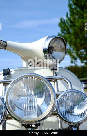 Scooter Vespa GS Banque D'Images