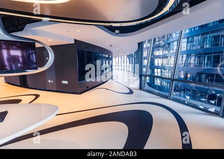 Une vue de l'intérieur du laboratoire de 5G à 31e étage de l'hôtel récemment ouvert Leeza SOHO à Beijing, Chine, 2 décembre 2019. La 5G est situé au laboratoire Banque D'Images