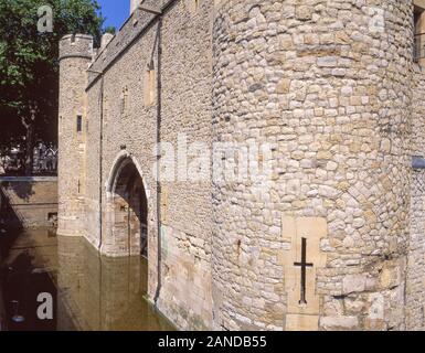 Le traître's Gate de La Tour de Londres, Tower Hill, le quartier londonien de Tower Hamlets, Greater London, Angleterre, Royaume-Uni Banque D'Images