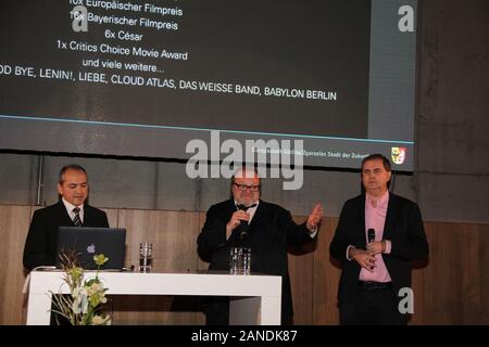 Oberbürgermeister Octavian Ursu ,Stefan Arndt (X Movies), Markus Görsch (MDM) beim Neujahrsempfang der Stadt Coburg dans der Schenckendorff-Turnhalle dans Banque D'Images