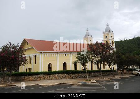 Capitólio, Minas Gerais, Brésil, 28 Novembre 2019. Église Mère De São Sebastião Dans La Ville De Capitólio Banque D'Images