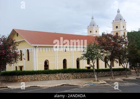 Capitólio, Minas Gerais, Brésil, 28 Novembre 2019. Église Mère De São Sebastião Dans La Ville De Capitólio Banque D'Images