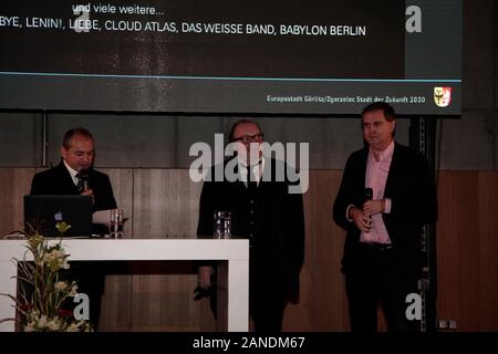 Oberbürgermeister Octavian Ursu ,Stefan Arndt (X Movies), Markus Görsch (MDM) beim Neujahrsempfang der Stadt Coburg dans der Schenckendorff-Turnhalle dans Banque D'Images