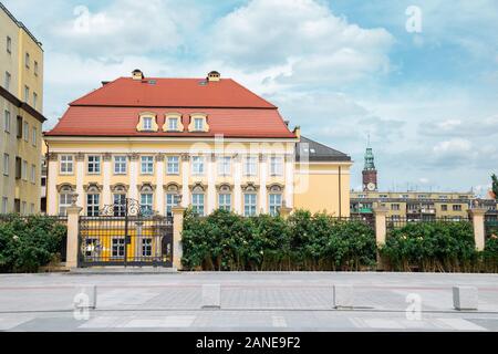 Palais royal de style baroque dans l'architecture de Wroclaw, Pologne Banque D'Images