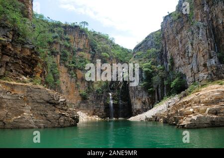 Capitol, Minas Gerais, Brésil, 26 Novembre 2019. Canyons Waterfall situé à Capitolio dans l'état de Minas Gerais. Banque D'Images