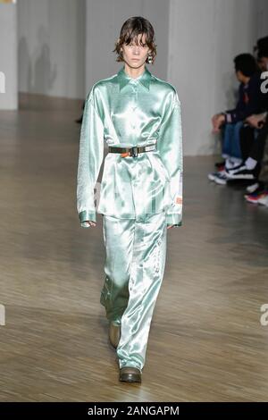 Heron Preston AW20 piste pendant la Fashion Week de Paris Carnet d'hommes Janvier 2020 - Paris, France 16/01/2020 | Le monde d'utilisation Banque D'Images