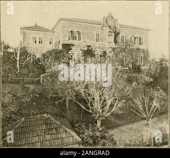 Les missions chrétiennes et le progrès social ; une étude sociologique des missions à l'étranger . Xursing Personnel des diaconesses de Kaiserswerth. L'hôpital. (Faculté de médecine de l'Université Protestante syrienne en tant que médecins et chirurgiens de l'hôpital.) Le Johanntter, Beyrouth, la Syrie. Les résultats des missions sociales 4,11 près de 22 000 traitements annuels. En bas, sous le sameBoard Siam, sont un hôpital et trois dispensaires, avec un total annuel de 4500 à atteindre les traitements. En Malaisie l'Américain MethodistEpiscopal a mission d'organismes médicaux à Singapour et Penang,et les Pays-Bas S Missionnaire Banque D'Images