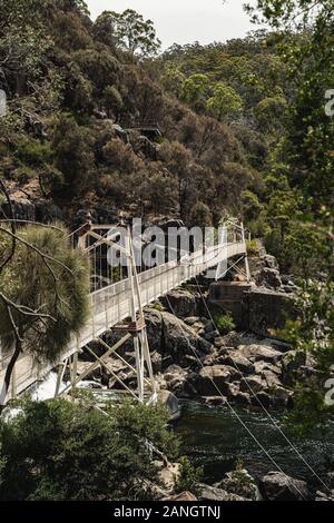 Le pont suspendu Alexandra à Cataract Gorge, Launceston en Tasmanie. Banque D'Images