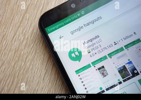 Application Google Hangouts sur le site Web de Google Play Store affiché sur le smartphone Huawei an 6 2018 Banque D'Images