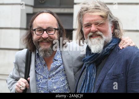 Des chefs célèbres David Myers et Simon 'Si' Roi connus collectivement sous le nom de 'Hairy Bikers' London (crédit de droit©Jack Ludlam) Banque D'Images