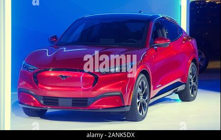 Montréal,Québec,Canada,Janvier 16,2020.Nouvelle Ford Mustang-e sur l'affichage à Montréal,Québec,Canada.Credit:Mario Beauregard/Alamy News Banque D'Images