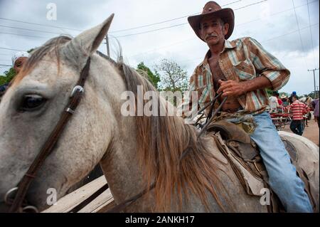 Scène de rue. El cayuco, Pinar del Río, Cuba. Banque D'Images