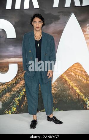 Londres, ANGLETERRE - 15 janvier : Evan Evagora assiste à la première européenne de "Star Trek original Amazon : Picard' à l'Odeon Leicester Square Luxe sur Janu Banque D'Images