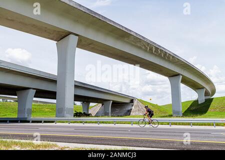 Fort ft. Lauderdale Florida, Sunrise, Interstate 75, I 75, autoroute surélevée, trestle en béton, span, motards vélos vélos, vélo vélo vélo promenade à vélo Banque D'Images