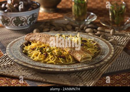 Balaleet. Plat de vermicelles arabe traditionnelle. Middle East Food Banque D'Images