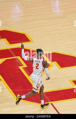 Southern California Trojans guard Jonas Mathews (2) gestes pendant une partie de basket-ball de NCAA college contre l'Ours d'or de la Californie, le Jeudi, Janvier 16, 2020, dans la région de Los Angeles. Les Troyens défait les haricots, 88-56. (Photo par IOS/ESPA-images) Banque D'Images