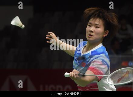 Jakarta, Indonésie. 18 janvier, 2020. Il Bingjiao de la concurrence de la Chine au cours de la demi-finale dames entre Il Bingjiao de Chine et Carolina marin de l'Espagne à l'Indonésie Masters 2020 tournoi de badminton à Jakarta, Indonésie, le 18 janvier 2020. Credit : Zulkarnain/Xinhua/Alamy Live News Banque D'Images