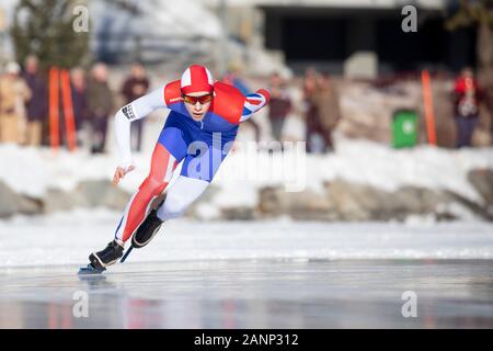 Theo Collins (16), le patineur de vitesse de l'équipe GB, rivalise au cours du sprint de 500 m pour les hommes aux Jeux Olympiques de la Jeunesse de Lausanne 2020 les 12 janvier 2020. Banque D'Images