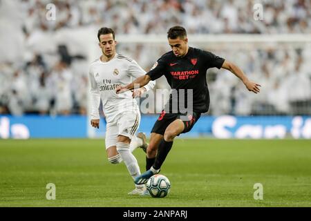 Stade Santiago Bernabeu, Madrid, Espagne. 18 janvier, 2020. La Liga Football, Real Madrid contre Séville ; Sergio Reguilón (FC Séville) se casse l'avant sur la balle - usage éditorial : Action Crédit Plus Sport Images/Alamy Live News Credit : Action Plus Sport/Alamy Live News Banque D'Images