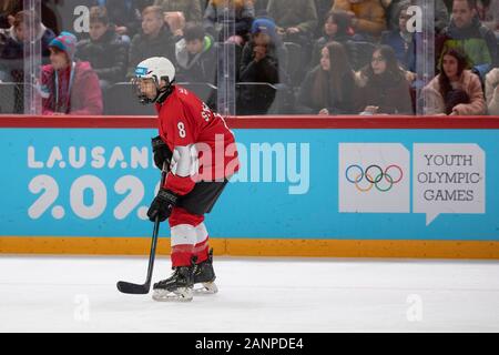 Mackenzie Stewart (15) de l'équipe GB durant les 3 demi-finales de hockey sur glace des hommes aux Jeux Olympiques de la Jeunesse de Lausanne 2020 les 14 janvier 2020. Banque D'Images