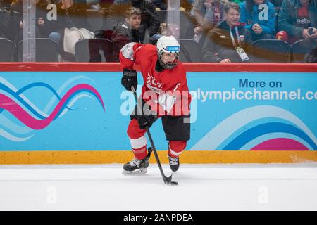 Mackenzie Stewart (15) de l'équipe GB durant les 3 demi-finales de hockey sur glace des hommes aux Jeux Olympiques de la Jeunesse de Lausanne 2020 les 14 janvier 2020. Banque D'Images