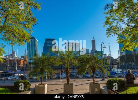 Nouveau et exclusif des docks de Puerto Madero, la capitale de l'état de Buenos Aires, Argentine, Amérique Latine Banque D'Images