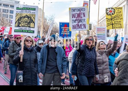 San Francisco, USA. 18 janvier, 2020. La 4e édition de la Marche des femmes à San Francisco, Californie. Banque D'Images