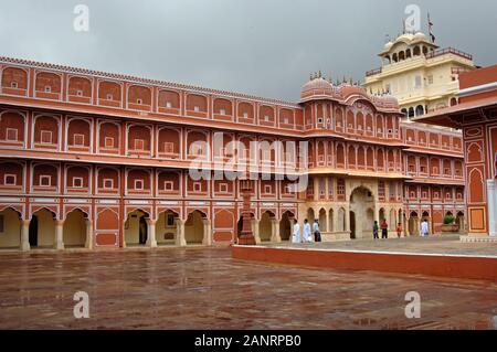 City Palace, Teej festival. Le Rajasthan, Inde. Banque D'Images