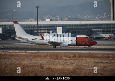 Boeing 737-800 norvégienne (LN-RNG). Malaga, Espagne. Banque D'Images