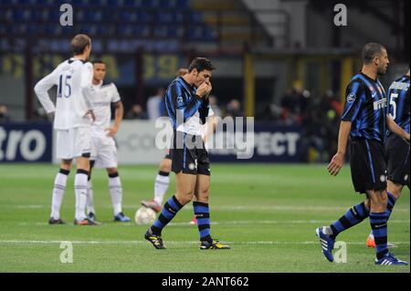 Milan, Italie, 20 octobre 2010,'' SAN SIRO Stadium, Ligue des champions 2010/2011 ,FC Inter - Tottenham Hotspur FC : Javier Zanetti célèbre après l'objectif Banque D'Images