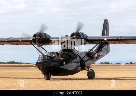 Consolidated PBY Catalina Flying Boat VH-PBZ portant la célèbre livrée les chats noirs de la Royal Australian Air Force (RAAF) durant la Seconde Guerre mondiale. Banque D'Images