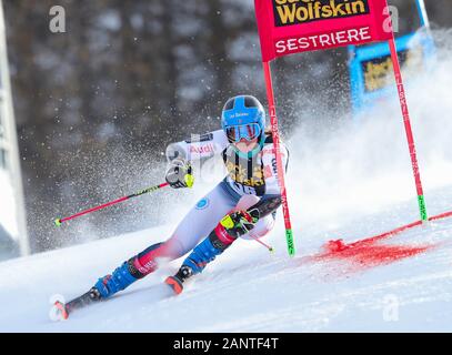 Sestriere, Italie, 19 janvier 2020, ski alpin - Coupe du monde de ski fis gs parallèle , mesdames . sestriere , piémont , Italie 2020-01-19 - dimanche image montre direz clara (Fra) 1er classé durant la Coupe du Monde de ski de slalom géant parallèle - Femmes - Ski - Credit : LPS/Sergio Bisi/Alamy Live News Banque D'Images