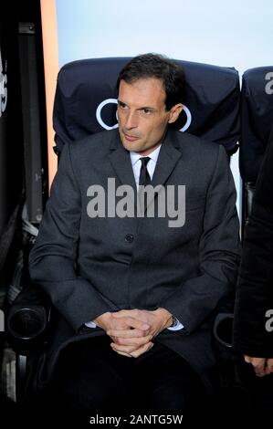 Milan, Italie , 25 novembre 2012, 'G.Meazza San Siro Stadium, ' Campionato di Calcio Série A 2012/2013, l'AC Milan - FC Juventus : Massimiliano Allegri, l'entraîneur de Milan, avant le match Banque D'Images