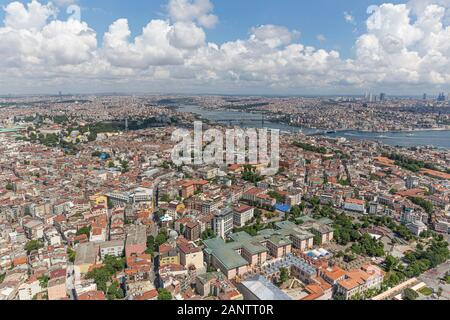 Photo aérienne d'Istanbul, Sultanahmet Square, Cemberlitas, Grand Bazar, Place Beyazit, vue d'hélicoptère. Banque D'Images