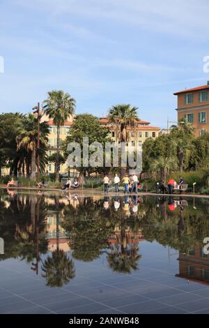 Promenade Du Paillon, Parc, Nice, Côte D'Azur, Côte D'Azur, Provence, France, Europe Banque D'Images