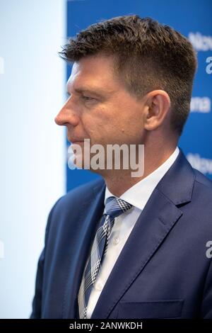 Czestochowa, Pologne - 19 juin 2017 : la visite de Ryszard Petru (chef de Modern/Nowoczesna) à Czestochowa connecté avec l'ouverture de la Modern Banque D'Images