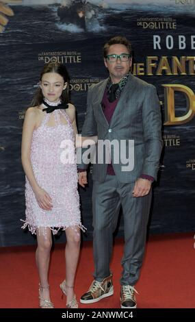 Carmel Laniado und Robert Downey Jr. bei der Premiere 'Die roulerons sur le fantastique Reise des Dr. Dolittle' im Zoo-Palast dans Berlin am 19.01.2020 Banque D'Images