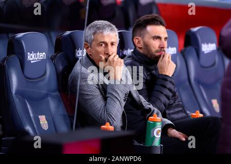 Barcelone, Espagne. 19 Jan, 2019. Le nouvel entraîneur Quique Setien durant la match de la Liga entre le FC Barcelone et Grenade CF au Camp Nou à Barcelone, Espagne. Crédit : Christian Bertrand/Alamy Live News Banque D'Images