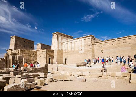 Temple D'Isis Philae, Aussi Temple De La Philae, Ile D'Agilkia Dans Le Lac Nasser, Assouan, Egypte, Afrique Du Nord, Afrique Banque D'Images