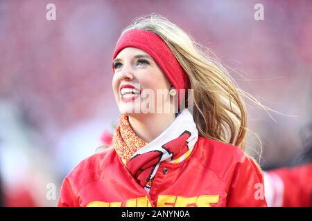 L'un des chefs des cheerleaders au cours de l'AFC Championship, dimanche, Mai 19, 2020, dans la région de Kansas City, Mo. Les Chiefs battre les Titans 35-24. (Photo par IOS/ESPA-images) Banque D'Images