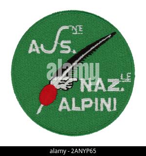 MILAN, ITALIE - CIRCA DÉCEMBRE 2019 : cocarde de l'Associazione Nazionale Alpini (sens) de la société Alpines National Banque D'Images