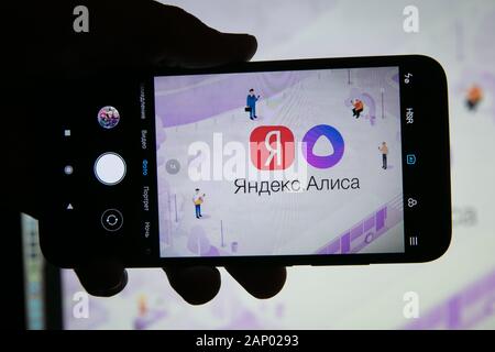Assistant vocal virtuel Alice (Alisa) développé par Yandex Banque D'Images